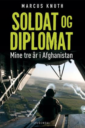 Soldat og diplomat af Marcus Knuth