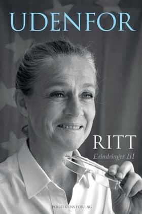 Udenfor af Ritt Bjerregaard